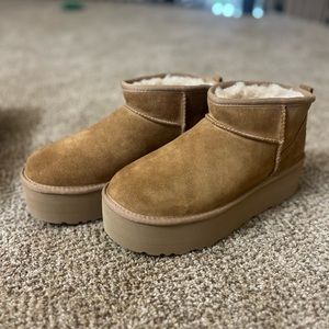 Chestnut Ugg classic ultra mini platform- brand new